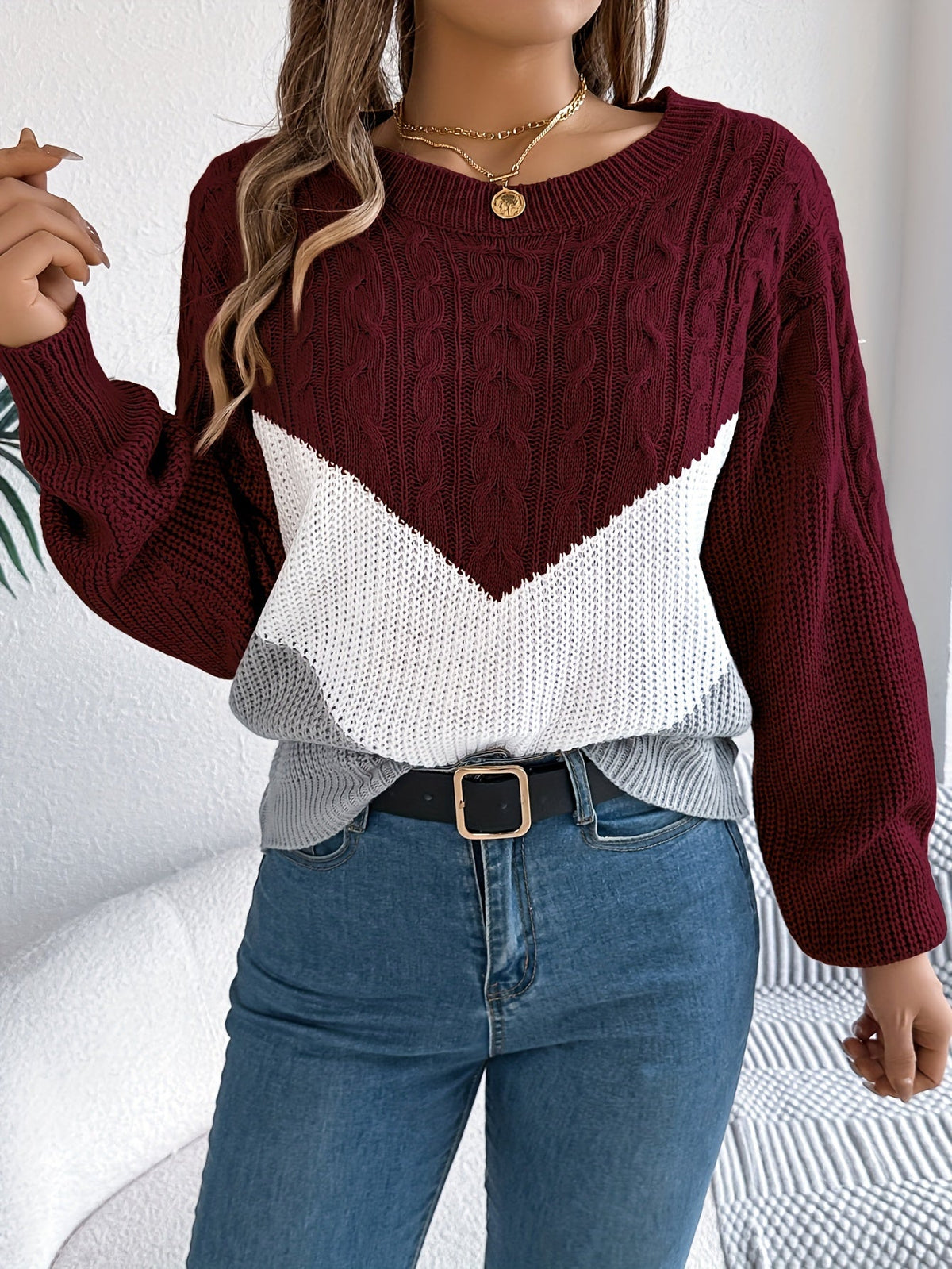 Blythe™ | Color-Block Round Neck Sweater