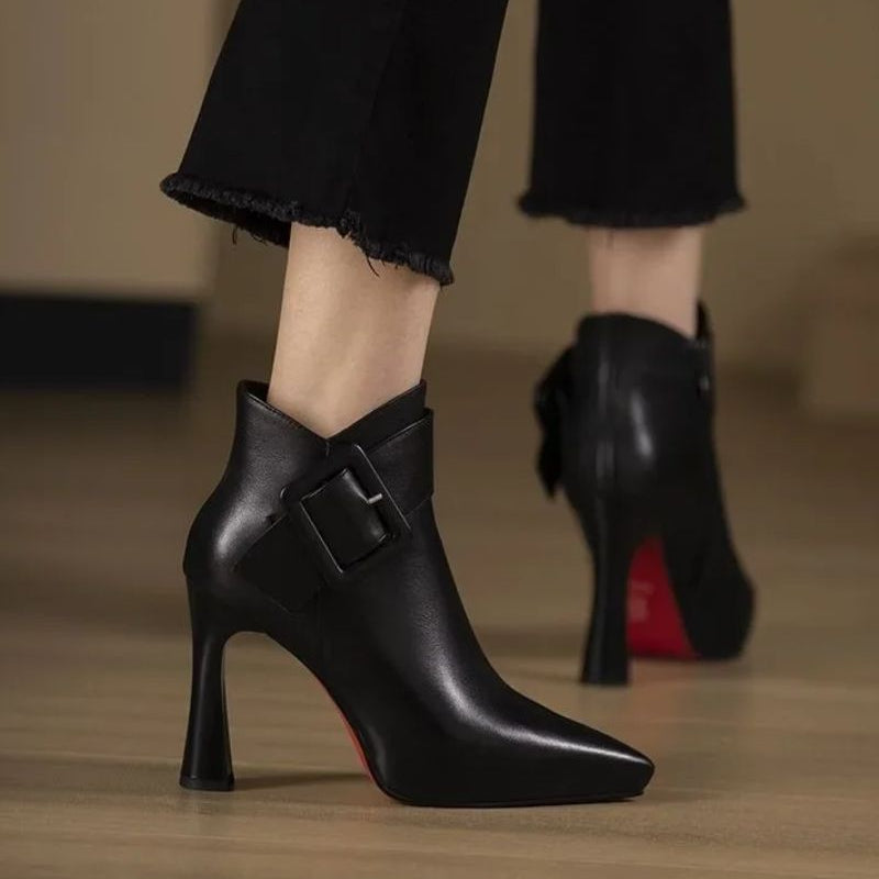 Ravenna | The Signature Buckle Boot