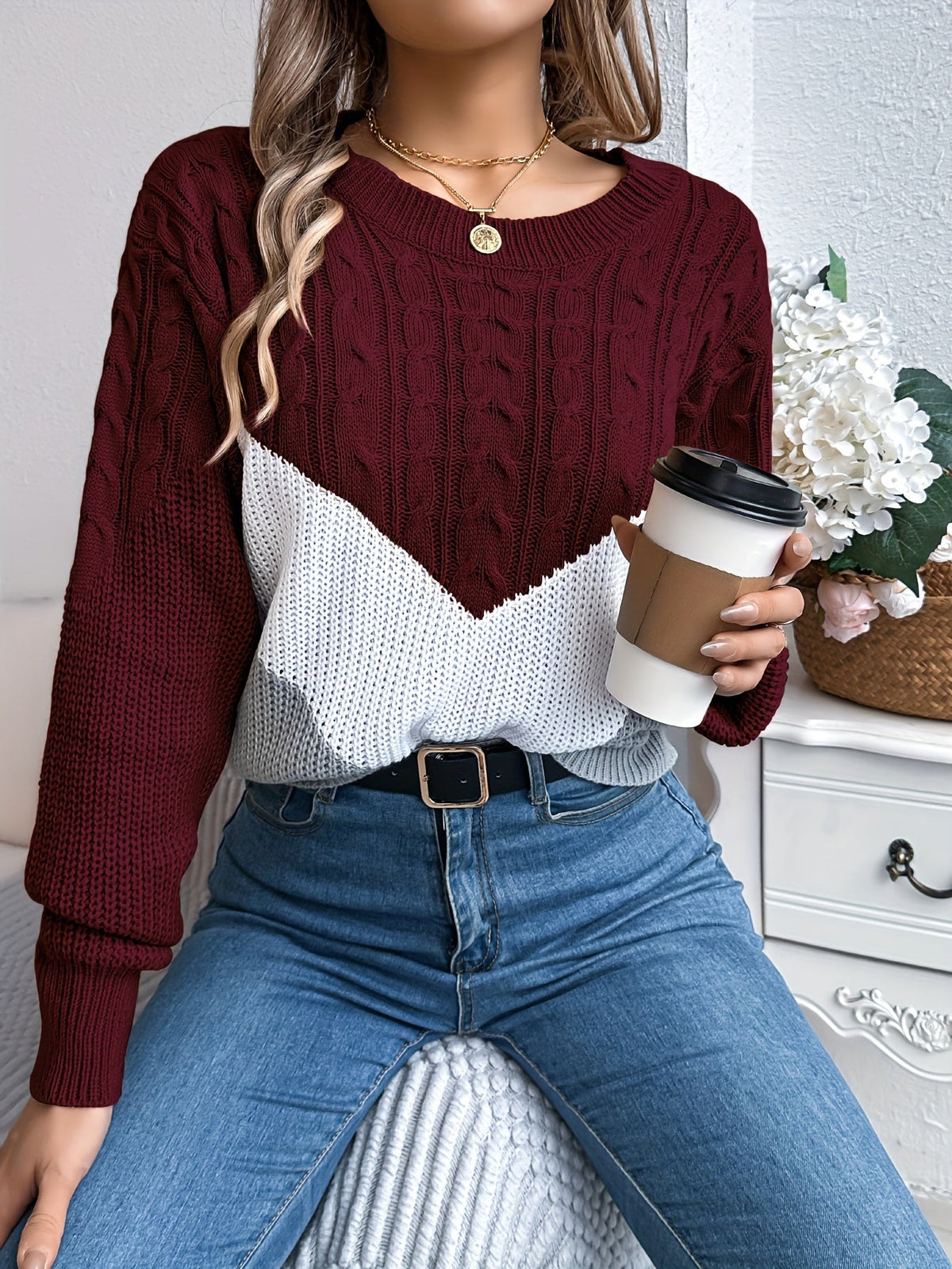 Blythe™ | Color-Block Round Neck Sweater